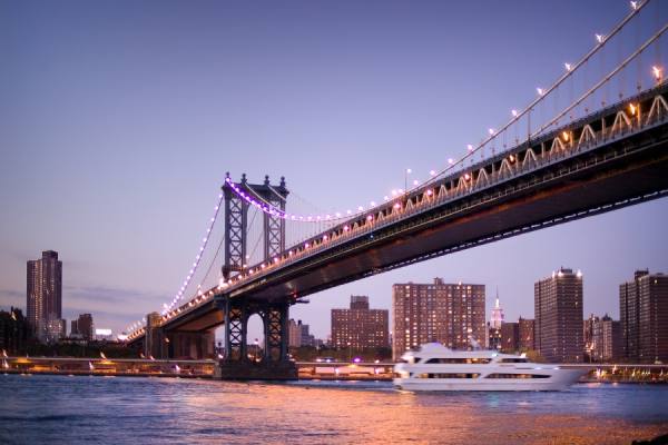 Photograph Eric Prine Manhattan Bridge on One Eyeland