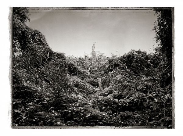Photograph Christopher Thomas New York Sleeps on One Eyeland