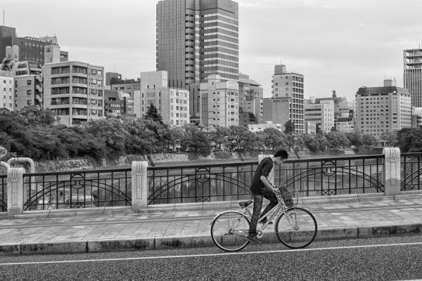 Photograph Yasuhiro Sakuda Riverside on One Eyeland