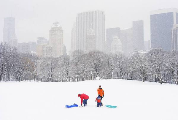 Photograph Mitchell Funk Skyline In Winter on One Eyeland