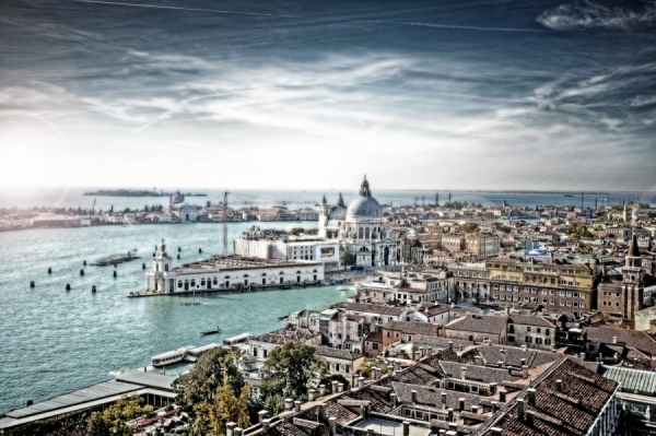 Photograph Andy Harrison Venice on One Eyeland