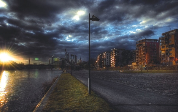 Photograph Sara De Leuw On The Sunny Side Of The Street on One Eyeland