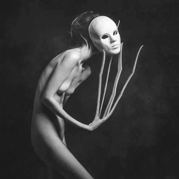 Photograph Paul Apalkin The Character With No Name on One Eyeland