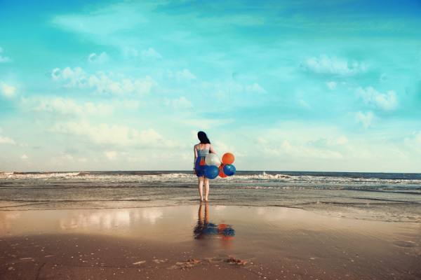 Photograph Wahyu Wara Alone on One Eyeland