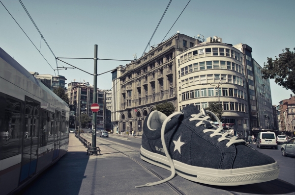 Photograph Emre Gologlu Big Shoes on One Eyeland