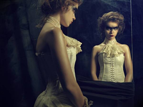 Photograph Winkler Noah Black Mirror on One Eyeland