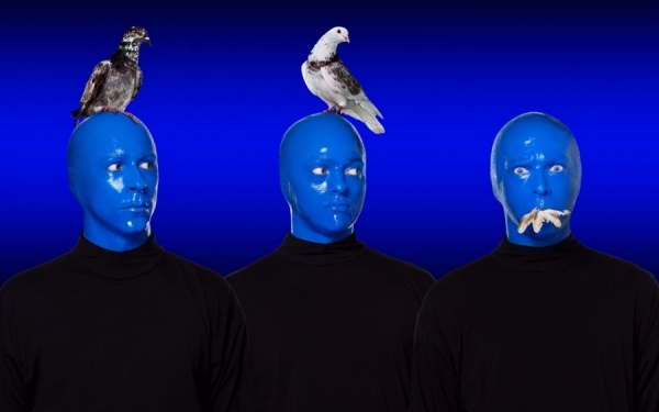 Photograph Roger Hagadone Blue Man Group Birds on One Eyeland