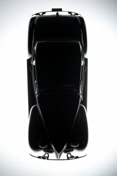 Photograph Paskhal Kefie Car on One Eyeland