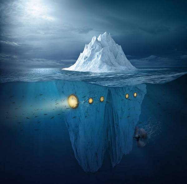 Photograph Chris Clor Iceberg on One Eyeland