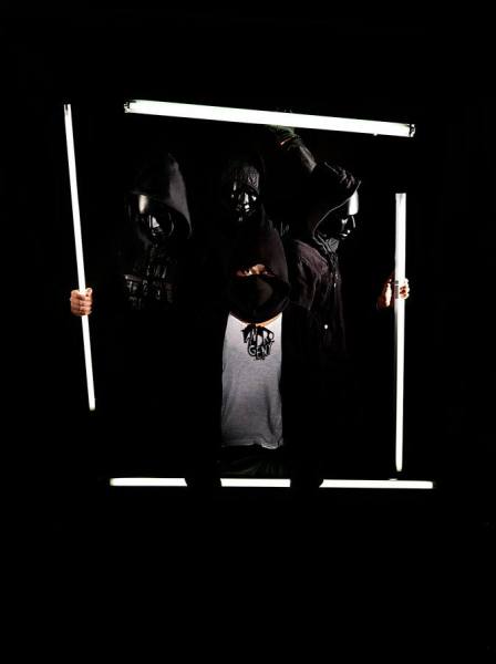 Photograph Dimitris Poupalos Ninja on One Eyeland