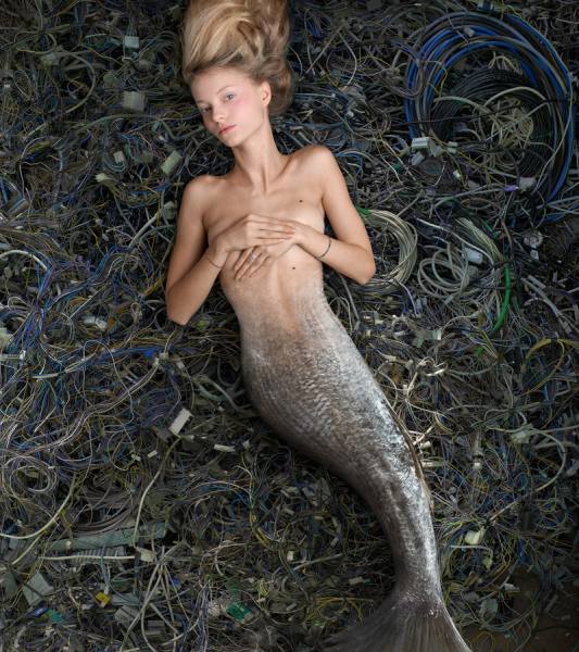 Photograph Giovanni Bortolani Siren on One Eyeland