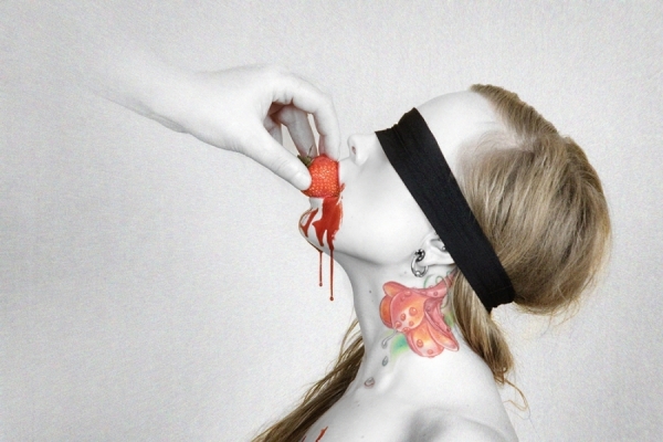 Photograph Leif Hagen Strawberry on One Eyeland