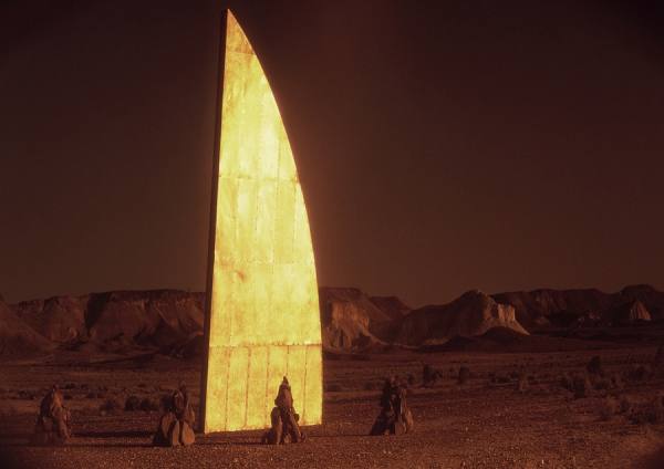 Photograph Shaun Pettigrew Sun Dial on One Eyeland