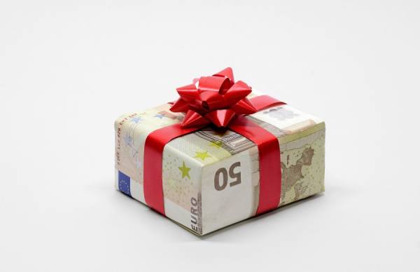 Photograph Juan De Villalba The Gift on One Eyeland