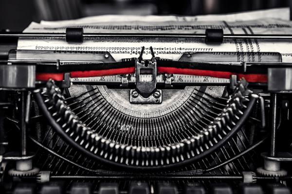 Photograph Gustavo Almeida Typewriter on One Eyeland