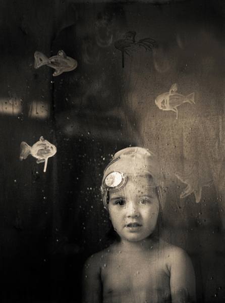 Photograph Svetlana Bekyarova Underwater Dreams on One Eyeland