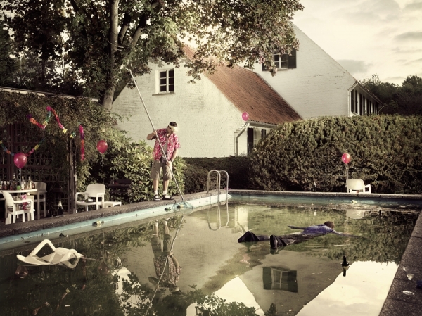 Photograph Geert De Taeye Poolguy on One Eyeland