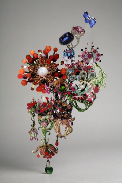 Photograph Elena Kulikova Jeweled on One Eyeland