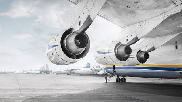 Photograph Sergei Tatarskikh Antonov 225 on One Eyeland