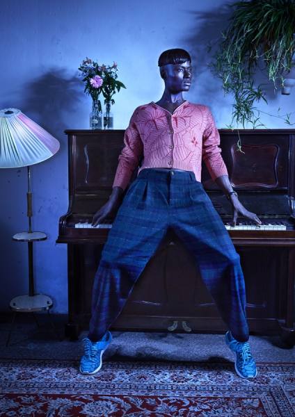 Photograph Gerhard Merzeder Papis Loveday on One Eyeland