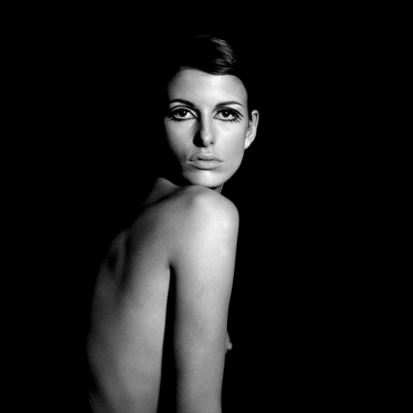 Photograph Frank Herholdt 125 Magazine on One Eyeland