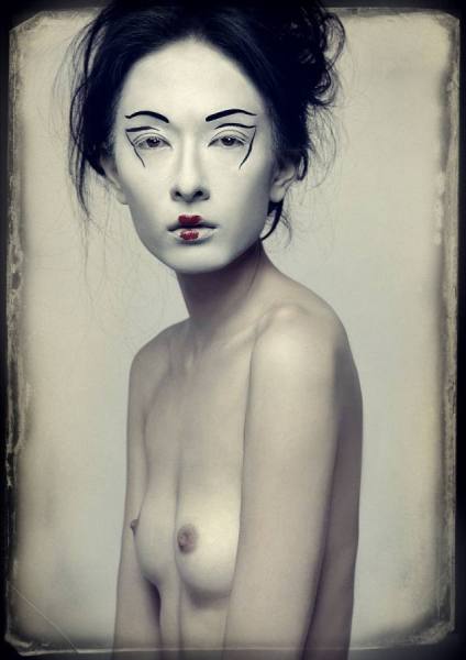 Photograph Gerhard Merzeder Asian Girl on One Eyeland