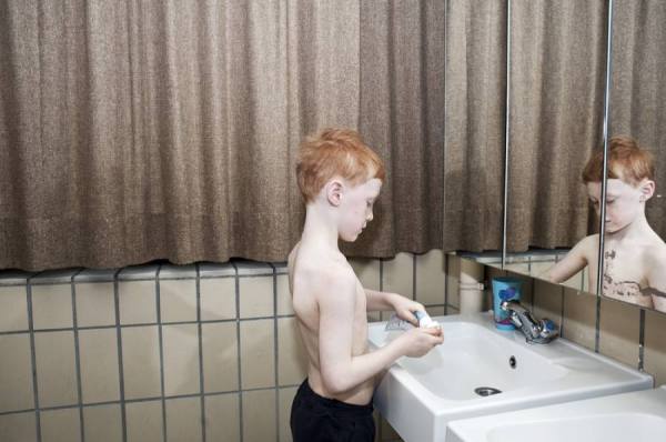 Photograph Titus Simoens Blue See on One Eyeland
