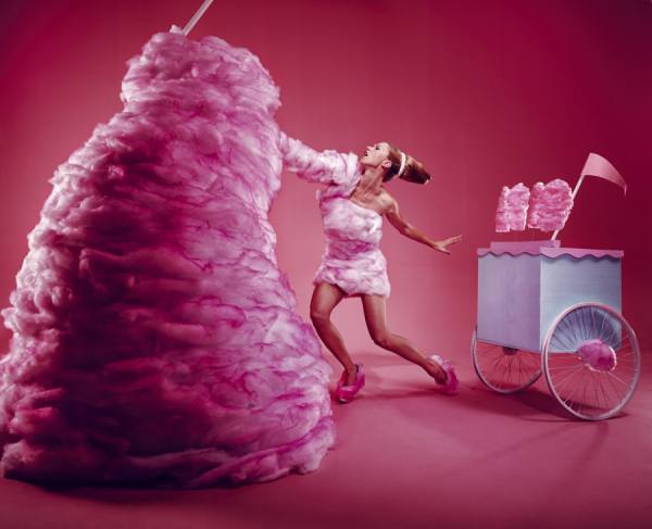Photograph Lorenz Walter Candyfloss on One Eyeland