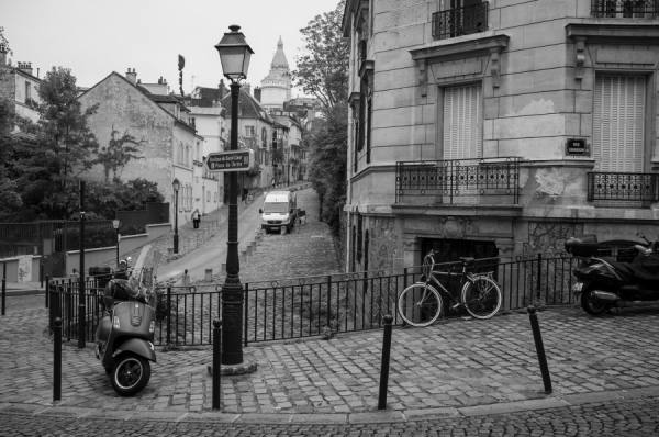 Photograph Stan Musilek Montmartre on One Eyeland