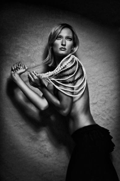 Photograph Nick Garcia Studio Fashion Editorial on One Eyeland