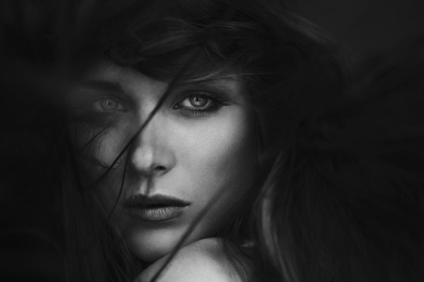 Photograph Andrea Daquino Vs Magazine 2 on One Eyeland