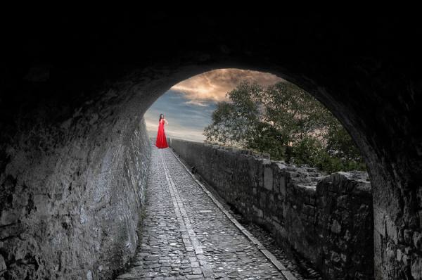 Photograph Spyros Mouzakitis Lady In Red on One Eyeland