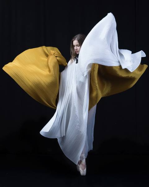 Photograph Boonphisut Chateakcharoen Sarah Lovegrove on One Eyeland