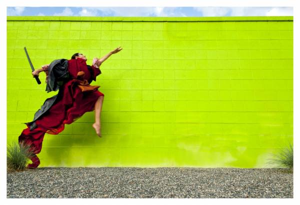 Photograph E J Carr Kimono Dragon on One Eyeland