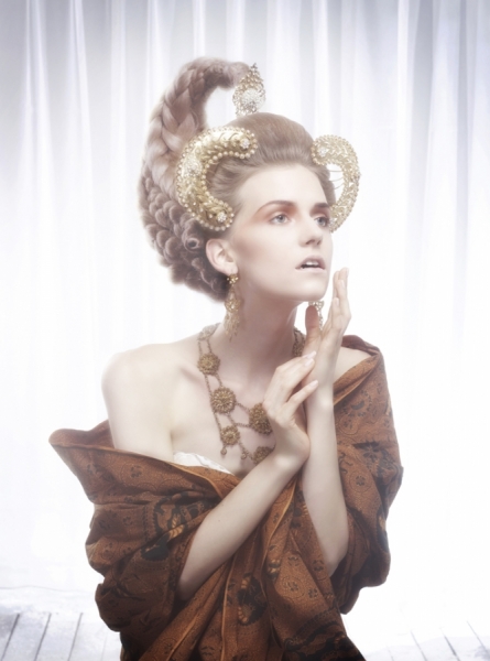 Photograph Clarissa And Peddy Batik on One Eyeland