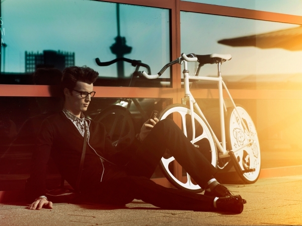 Photograph Ruud Baan Bike on One Eyeland