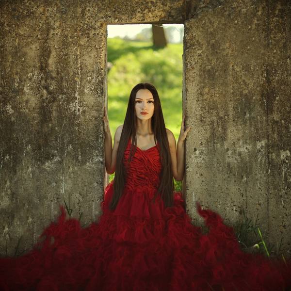 Photograph Cristina Venedict Evolution on One Eyeland