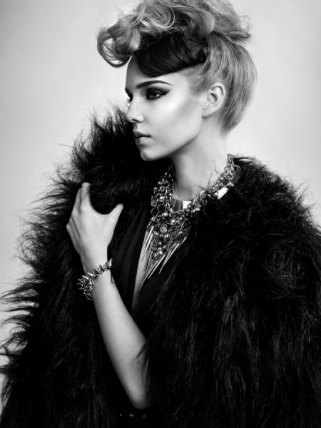 Photograph Jola Skora Fashion on One Eyeland