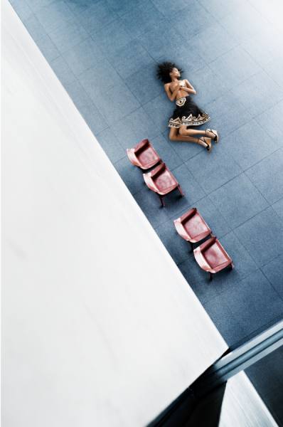 Photograph Joerg Schwalfenberg Lost Girls In Japan 02 on One Eyeland