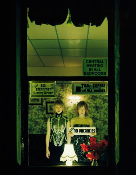 Photograph Frank Herholdt No Vacancies on One Eyeland