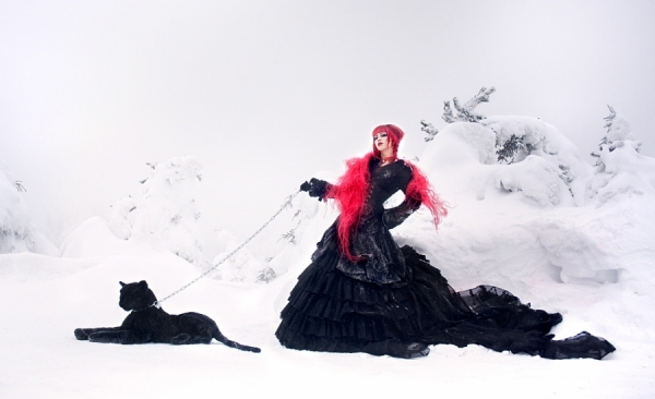 Photograph Kahen Grace Snow Queen Ii on One Eyeland