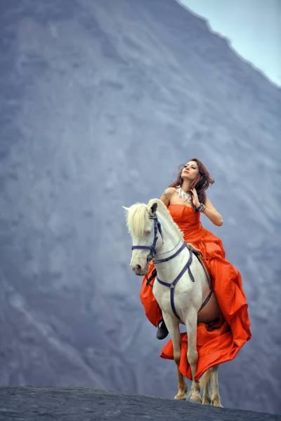 Photograph Dewangga Pratama The Damsel on One Eyeland