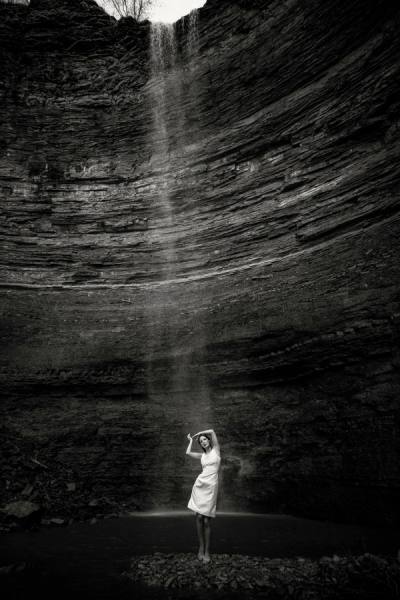 Photograph Ian Pettigrew Waterfall 01 on One Eyeland