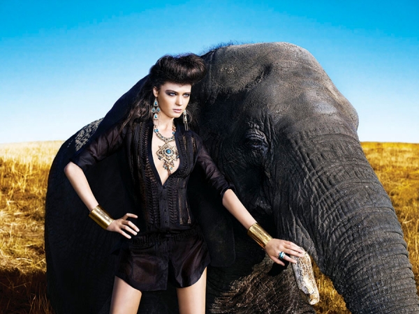 Photograph Giuliano Bekor Safari Spring/summer 2009 on One Eyeland