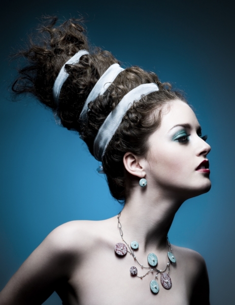 Photograph Mike Lewis Patsy Kolesar Jewelry on One Eyeland