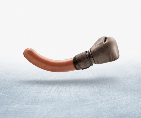 Photograph Martin Baitinger Boxing Sausage on One Eyeland