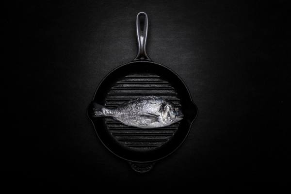 Photograph Paul Clifton Griddle Fish on One Eyeland