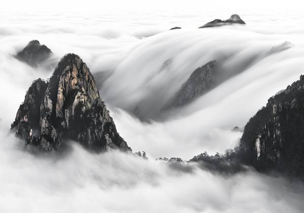 Photograph Thierry Bornier Huangshan Falls on One Eyeland