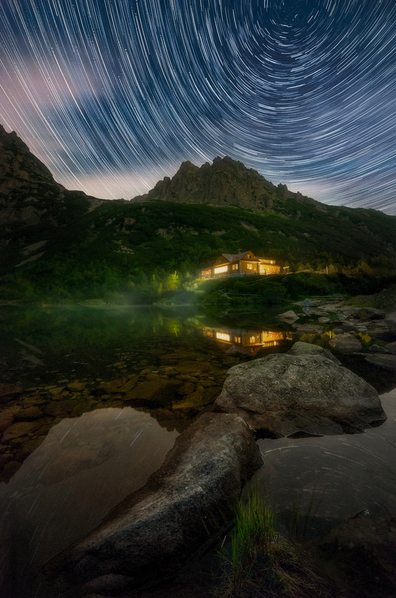 Photograph Marian Kuric Circular On Green Lake on One Eyeland