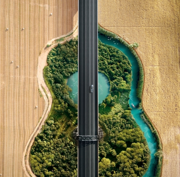 Photograph Alessandro Bavari Bmw Music on One Eyeland